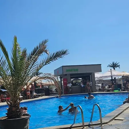 Panoramic Seaview - Pool & 30m De Plaja Apartament *