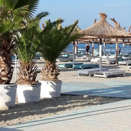 Lägenhet Panoramic Seaview - Pool & 30m De Plaja Năvodari