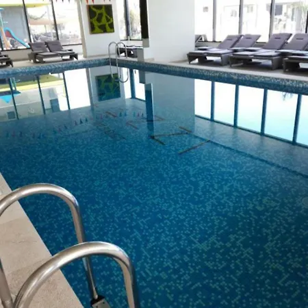 Panoramic Seaview - Pool & 30m De Plaja Năvodari